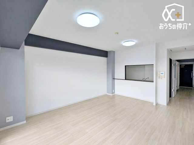 ���r���O �����������Ȃ��烊�r���O�S�̂����n�����Ƃ��o����̂ŁA���q�l���V�񂾂�A�׋����Ă��Ă��ꏏ�ɋ�Ԃ����L�ł��܂�