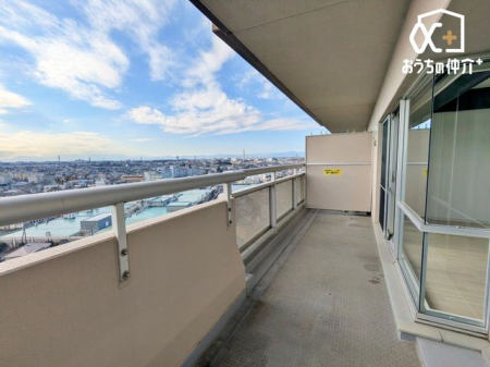 �o���R�j�[ �o���R�j�[�͗z�����������Ղ�ƍ������݁A�Ƃ��Ă��C�����̗ǂ���ԂɂȂ��Ă���܂��B��������͂��ǂ肻���ł����A�v�����^�[����ׂāA���D���Ȃ��ԂŁs�K�[�f�j���O�t�Ȃǂ͂������ł��傤���H