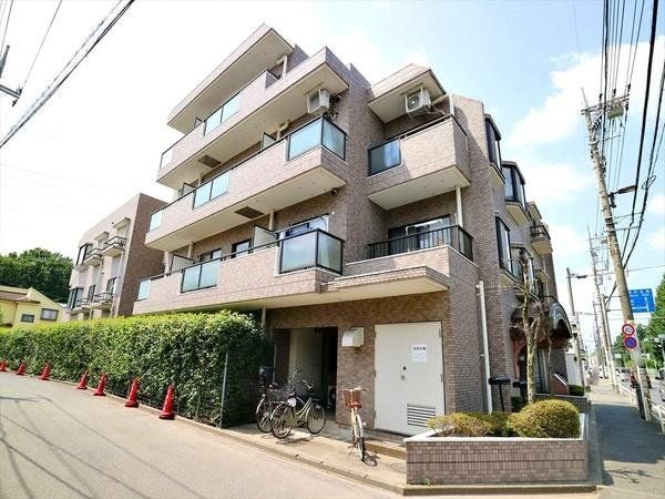 ���n�O�ώʐ^ JR��������u�V�H�Áv�w�o�X6���A�u�S�����O�v���1��