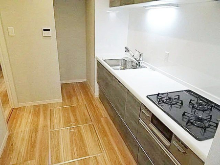 �L�b�`�� �Ɨ��L�b�`��