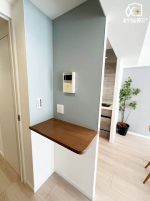 ���[ ���r���O���ɂ���J�E���^�[�ł��B���C�ɓ���̏����������Ă������ł��ˁB