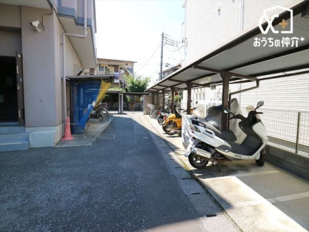 ���̑� �����t���̒��֏�