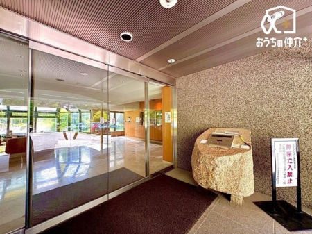 �G���g�����X �h�Ɩʂł����S�̖�ԃI�[�g���b�N