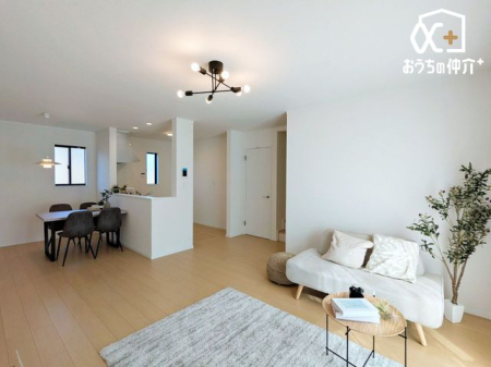 ���r���O �����������Ȃ��烊�r���O�S�̂����n�����Ƃ��o����̂ŁA���q�l���V�񂾂�A�׋����Ă��Ă��ꏏ�ɋ�Ԃ����L�ł��܂�