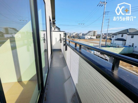 �o���R�j�[ �o���R�j�[�͗z�����������Ղ�ƍ������݁A�Ƃ��Ă��C�����̗ǂ���ԂɂȂ��Ă���܂��B��������͂��ǂ肻���ł����A�v�����^�[����ׂāA���D���Ȃ��ԂŁs�K�[�f�j���O�t�Ȃǂ͂������ł��傤���H