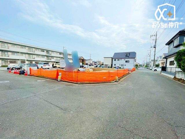 ���n�O�ώʐ^ �O�ʓ��H�͎Ԓʂ�̏��Ȃ��ʂ�ł��B