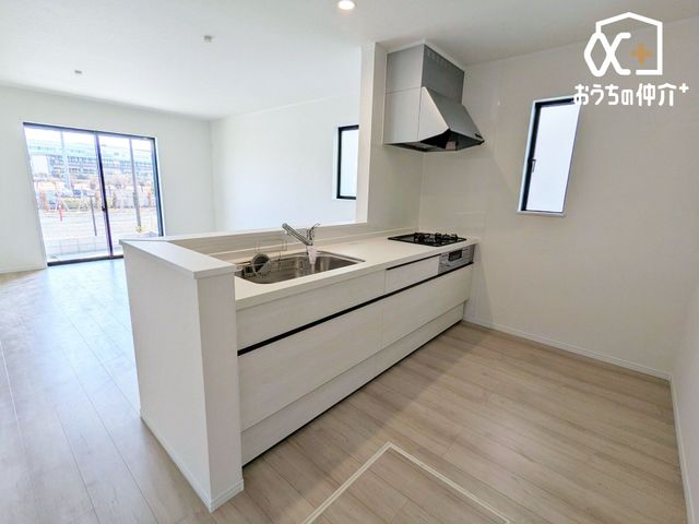 �L�b�`�� �l�C�̑Ζʃ^�C�v�̃L�b�`���I�z�V�����₷���H���̏������Еt�����͂��ǂ�܂��B���������Ȃ��烊�r���O�����n���A���q�l���V�ԗl�q�������Ȃ���̂�������A�h���������ƃA�h�o�C�X���ł��܂���