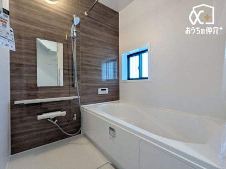 ���� 1�؃^�C�v�̑傫�ȗ����ɂȂ��Ă���܂��B�����Ȃ��q�l�����Ă����Ƒ��œ������\�ƂȂ��Ă���܂��B�܂��A���g�����y���߂���X�̔�������Ă�����ԂɂȂ邱�ƊԈႢ�Ȃ��ł��I