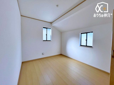 ���̑� ���C�ɓ���̉Ƌ��Ɠd��z�u���āA����������̔��������Ԃɂ��������߂ł��ˁB�V����������ԂŁA���Ȃ��D�݂̑f�G�ȉ��o���o�������ł��I