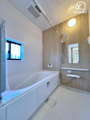 ���� 1�؃^�C�v�̑傫�ȗ����ɂȂ��Ă���܂��B�����Ȃ��q�l�����Ă����Ƒ��œ������\�ƂȂ��Ă���܂��B�܂��A���g�����y���߂���X�̔�������Ă�����ԂɂȂ邱�ƊԈႢ�Ȃ��ł��I