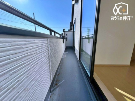 �o���R�j�[ �o���R�j�[�͗z�����������Ղ�ƍ������݁A�Ƃ��Ă��C�����̗ǂ���ԂɂȂ��Ă���܂��B��������͂��ǂ肻���ł����A�v�����^�[����ׂāA���D���Ȃ��ԂŁs�K�[�f�j���O�t�Ȃǂ͂������ł��傤���H