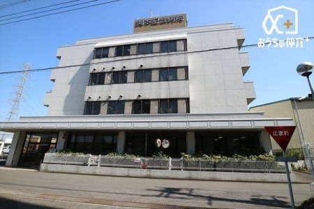 ���ӊ� �֖{�L�O�a�@ �k��5���B���₩�ŗD�������͋C�̐搶������a�@�ł��B���q�l���ʂ��ɂ����S�ł��B 400m