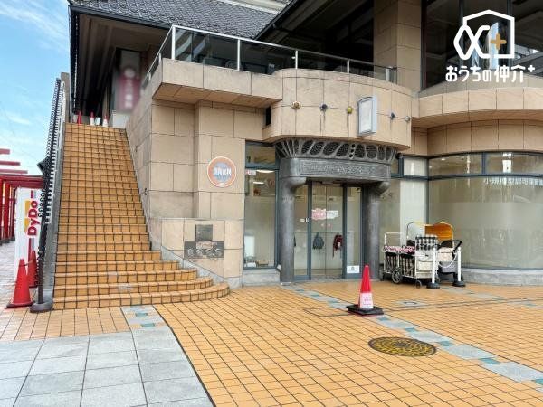 ���ӊ� LONLON�ۈ牀 �k��3���B���K�͌^�ۈ�{�݁i6�����`2�Ύ��j�B�ߗׂɂ�������̌����A�L�ꂪ����A���U����O�V�т��s���₷�����ł��I 220m