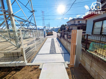  �ԏc��2�䒓�ԉ\�ł��B�Ԓʂ菭�Ȃ��������ƒ��ԉ\�ł��B