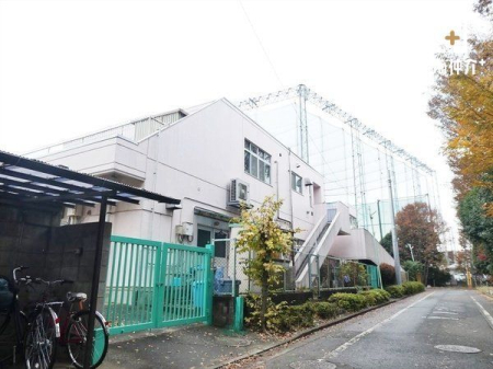 ���ӊ� �����R�s���@�掵�ۈ牀 �k��9���B�y�ۈ玞�ԁz9:00-19:00 �y����z100�l �y����N��z����57������A�w������ 690m