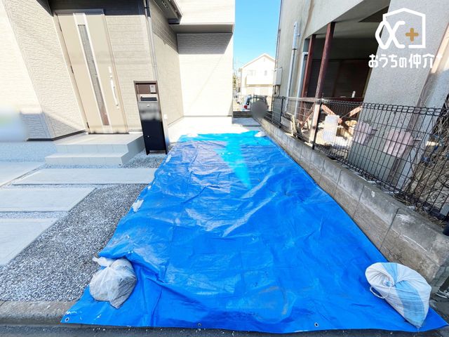  2�䒓�ԉ\�ȃJ�[�X�y�[�X�ŁA�o������X���[�Y�B��炵�ɂ�Ƃ�������炷���K�Ȓ��ԃX�y�[�X�ł��B