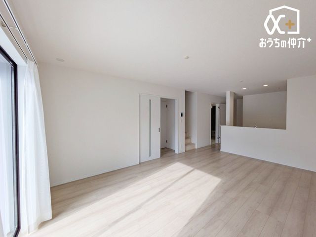 ���r���O -