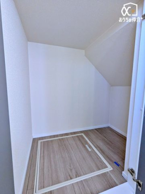 ���[ �[�˃X�y�[�X������܂��I�܂Ƃߔ����������p�i�A�����u���̐H���i��G�ߗp�i�����܂Ƃ߂ăX�g�b�N�o����\���ȍL���I�Ƃ��Ă��d�󂵂܂��ˁB