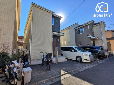 ���ӊ� �k��10���B���v���ĉw�������ӂɂ͔������{�ݓ��A���ӊ��������Ă��܂��B �o�X���[�^���[���������܂��̂Ńo�X�ւ��֗��ł��B 760m