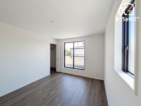 �Q�� -