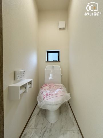 �g�C�� 2�K�̉������֍��g�C��