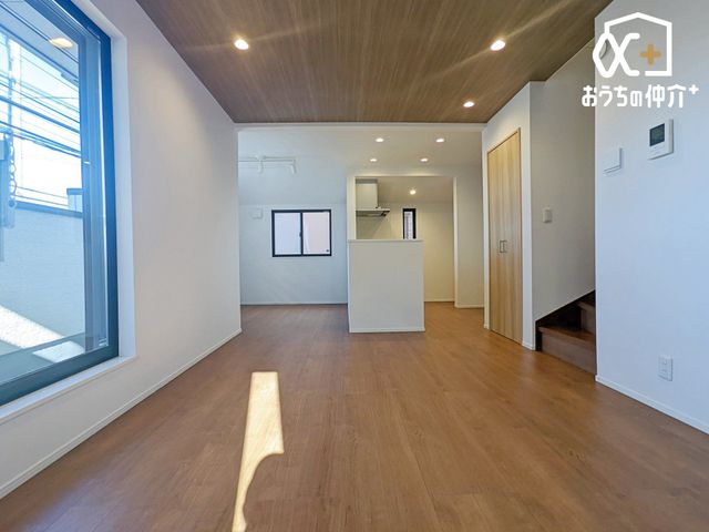 ���r���O ���邢�z�˂����������݁A�Ƒ��c���̎����߂������r���O�_�C�j���O�B����A���n�ɂėz�����������m���߂��������B