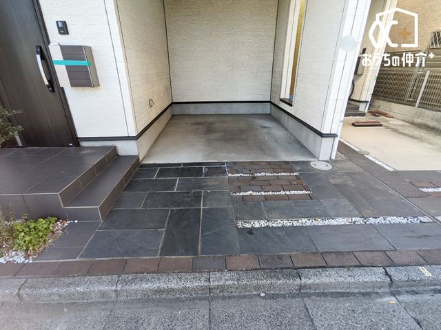  �J�[�X�y�[�X�͕��ʎ�1��B���֋߂��J�̓������S�B�O�ʓ��H���L�����Ԃ����₷���ł��B