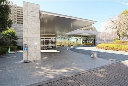 �G���g�����X ���S�̃I�[�g���b�N�}���V����