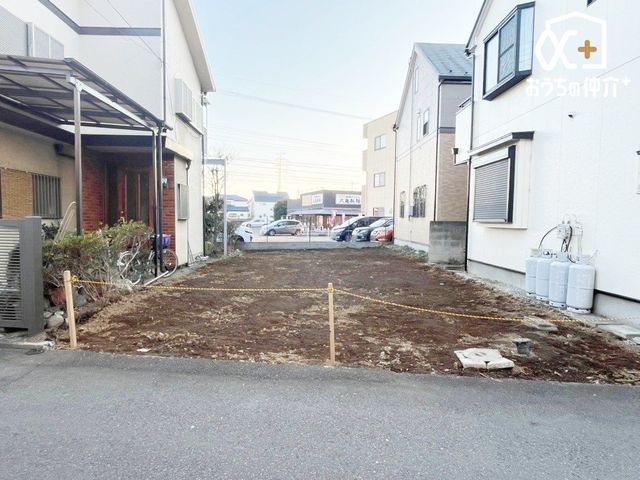 ���ӊ� �k��24���B�����r�ܐ��u�H�Éw�v��JR��������u�V�H�Éw�v�����Ԍo�H�͓k���Ŗ�5���B 1880m