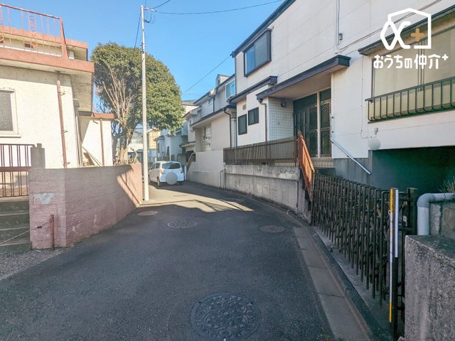 ���n�y�n�ʐ^ �Ԓʂ�̏��Ȃ������������Z���ł��B�����Ȃ��q���܂��������̂��Ƒ������S�ł��B