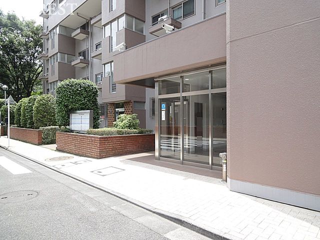 �G���g�����X �Ǘ����s���͂����������̂���G���g�����X�̗l�q�ł��B