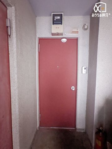 ���� �O���猩�����ւ܂��̗l�q�ł��B���񌻒n�ɑ����^��ł����������������������B