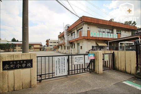 ���ӊ� �������s���{�����w�Z �k��7���B���a54�N�n���B������365�l(�ߘa3�N6�����_) �p�i�}���a���Ƃ̍��ی𗬂⏤�X�X�ł̊w�K�Ȃǂ����F�ł��B 550m