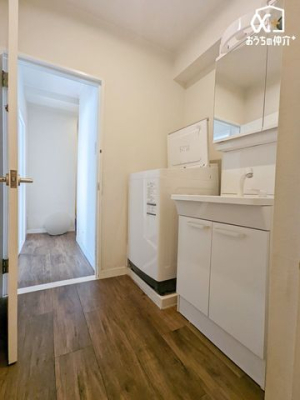 ���ʑ�E���ʏ� �L�X�Ƃ������ʃX�y�[�X�ŁA�Z�������̎x�x���X���[�Y�ł��I