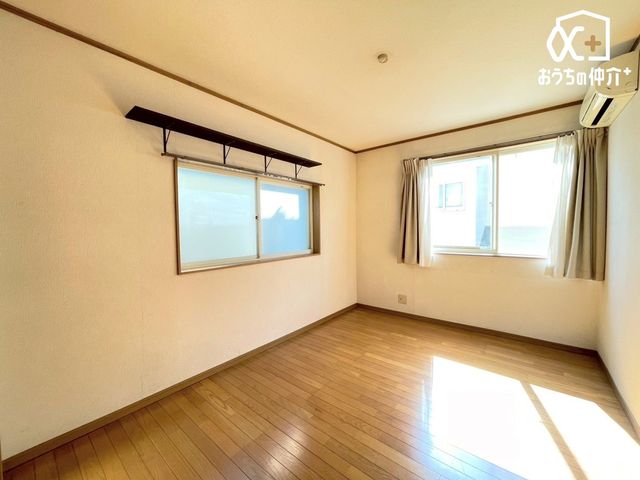 �Q�� �m��