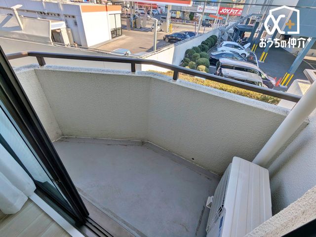 �o���R�j�[ �o���R�j�[�͗z�����������Ղ�ƍ������݁A�Ƃ��Ă��C�����̗ǂ���ԂɂȂ��Ă���܂��B��������͂��ǂ肻���ł����A�v�����^�[����ׂāA���D���Ȃ��ԂŁs�K�[�f�j���O�t�Ȃǂ͂������ł��傤���H