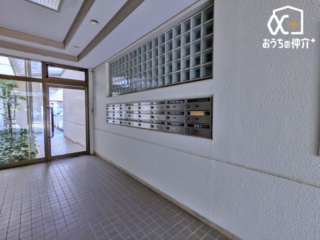 �G���g�����X �����̓����͐��|����Ă���A�Ǘ��̐��ǍD�ȕ����ł��B�f�U�C�����X�b�L���Ƃ�����ۂł��ˁI�����x�A���n�������ɂȂ��Ă݂܂��񂩁H