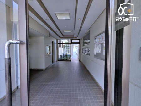 ���̑� �Y��Ȗ��邢���r�[�́A�}���V��������i�ɖ�����O���Ȃ��{�݂ł��ˁB��Ԃ��f�G�Ȃ̂ŁA���q�l���������Ƃ��ɂ��D��������Ă��炦�����ł��B