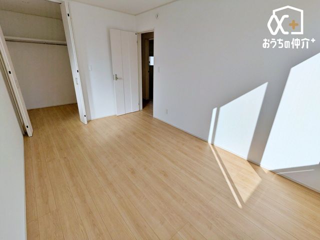 �Q�� ��Q���Ƃ��Ďg�������Ȃ������ł��B�L�߂̍��Ǝ��[�B�o���R�j�[�ɖʂ��A�J���������Ղ�ȃv���C�x�[�g��Ԃł��B