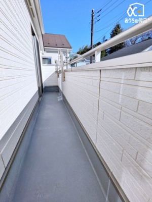 �o���R�j�[ �o���R�j�[�͗z�����������Ղ�ƍ������݁A�Ƃ��Ă��C�����̗ǂ���ԂɂȂ��Ă���܂��B��������͂��ǂ肻���ł����A�v�����^�[����ׂāA���D���Ȃ��ԂŁs�K�[�f�j���O�t�Ȃǂ͂������ł��傤���H