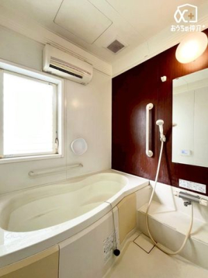 ���� �V���v���ŁA���������̂���o�X���[���ł��B1���̔����������Ɩ����A��Ƃ肠�鎞�ԂƂ��Ă��g���������������ł��ˁI�����ǂ������@�t���̃o�X�Ȃ̂ŁA���̉��x���ۂĂ܂��B