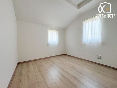 �q������ -
