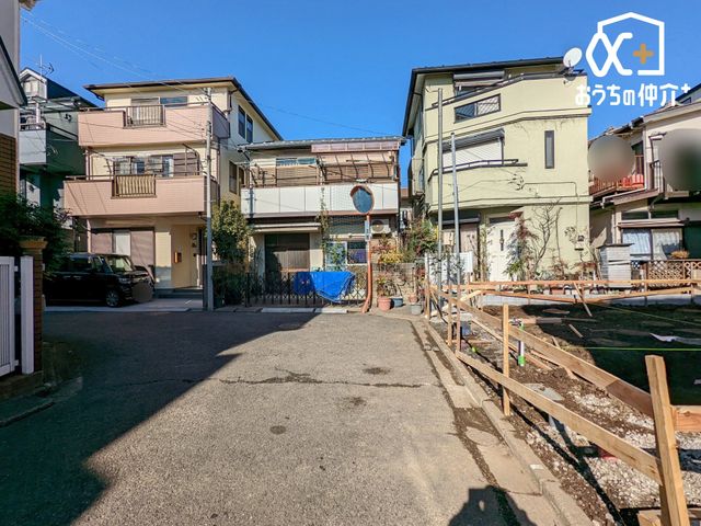 ���n�O�ώʐ^ ����������ǂ��A���s�������K�ł��B�O�ʓ��H�ܑ͕����s���͂��A�J�̓��������₷�����ł��B