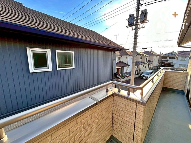 ���̑� ���炩�ȗz�˂��������~���o���R�j�[�B���w�i�ɐS�n�悢�������������Ă����܂��B����O�֏o�ĊJ�����𖡂킦���Ԃł��B