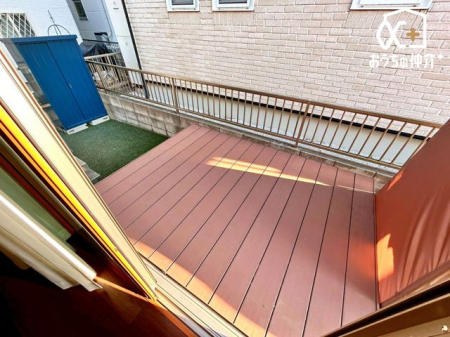 ���̑� ���r���O���瑱���E�b�h�f�b�L����