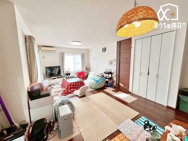 ���r���O ���邢�z�˂��ł��ӂ�郊�r���O�`�Ƒ��c���̎����߂���LDK�ł��B������������Ԃł������Ɗ�����J���������́B���₩�Ȗ����𑗂邱�Ƃ��ł����Ԃł��B