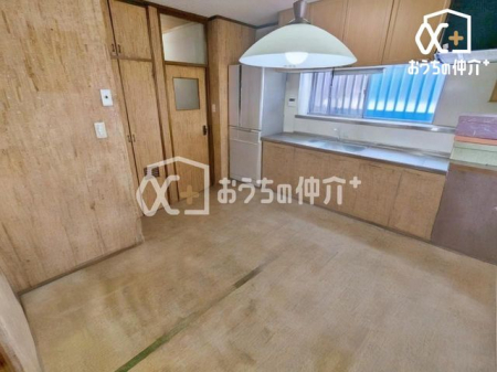 �L�b�`�� �����g���L�b�`�������炱���A�H���̏������y�������ԂɁI�w�Z�������ł��X���[�Y�ɖ��ʂȂ���Ƃł��x�w���������ȒP�ɂł���x�ȂǁA���ꂵ���H�v����������I�������y��������L�b�`���X�y�[�X�ł�