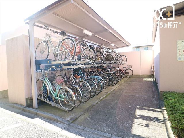 ���̑� ���֏�̗l�q�B