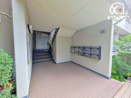 �G���g�����X -