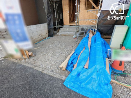  �J�[�X�y�[�X�͕��ʎ�1��B���֋߂��J�̓������S�B